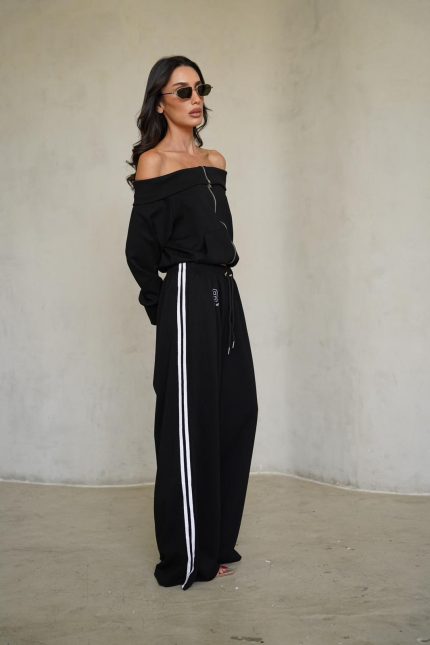 חליפת ריטה רוכסן פס