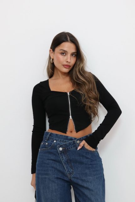 חולצת רוכסן