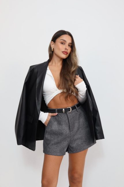 שורט צמר + חגורה