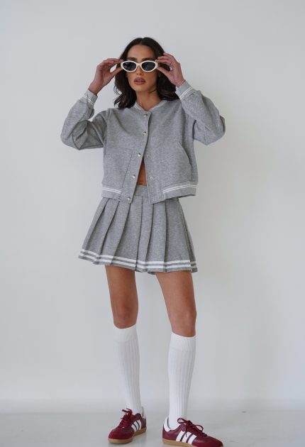 חליפת חצאית אדל